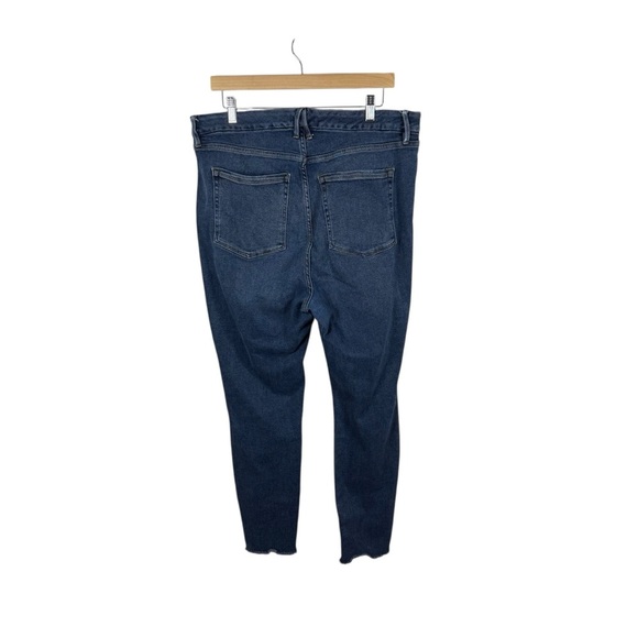 Good American Good Legs Distressed Slim Jeans in Medium Wash Size 18 - Picture 5 of 10